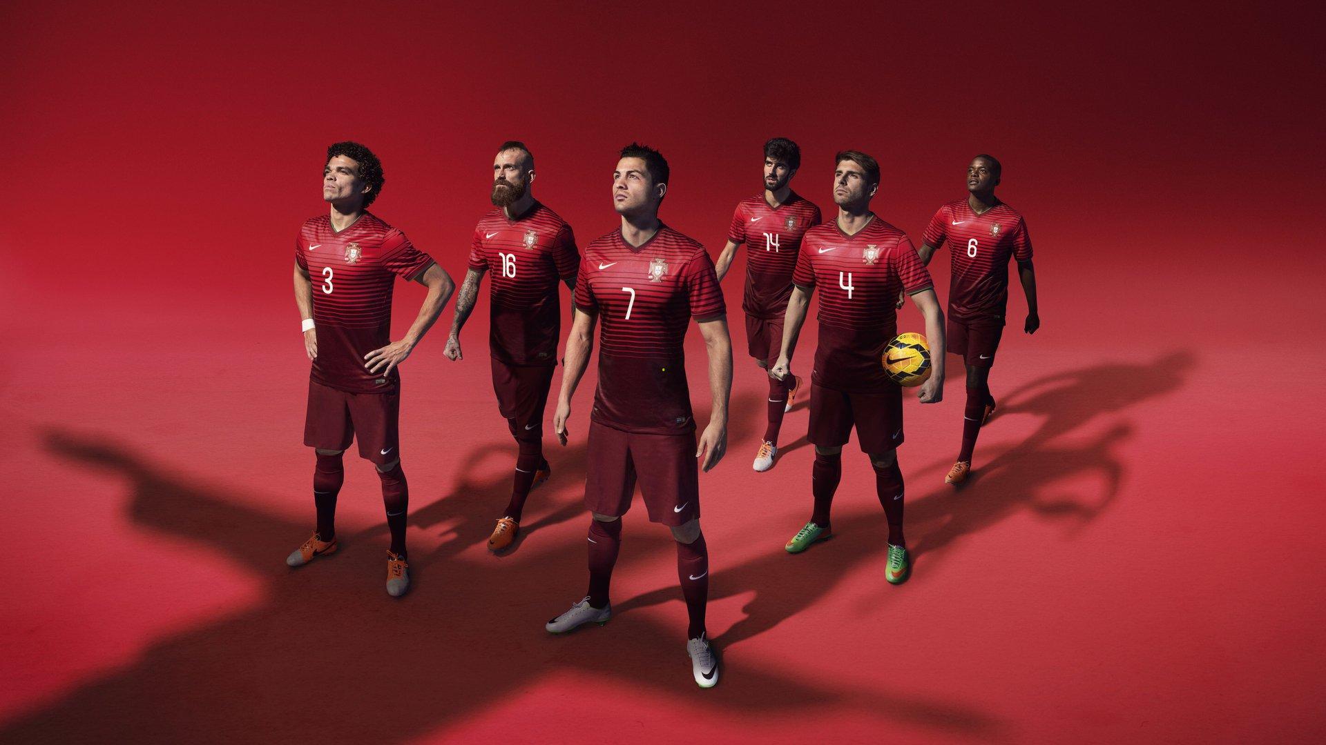 中国女足备战亚洲杯 新帅亮相强调团队精神与战术革新