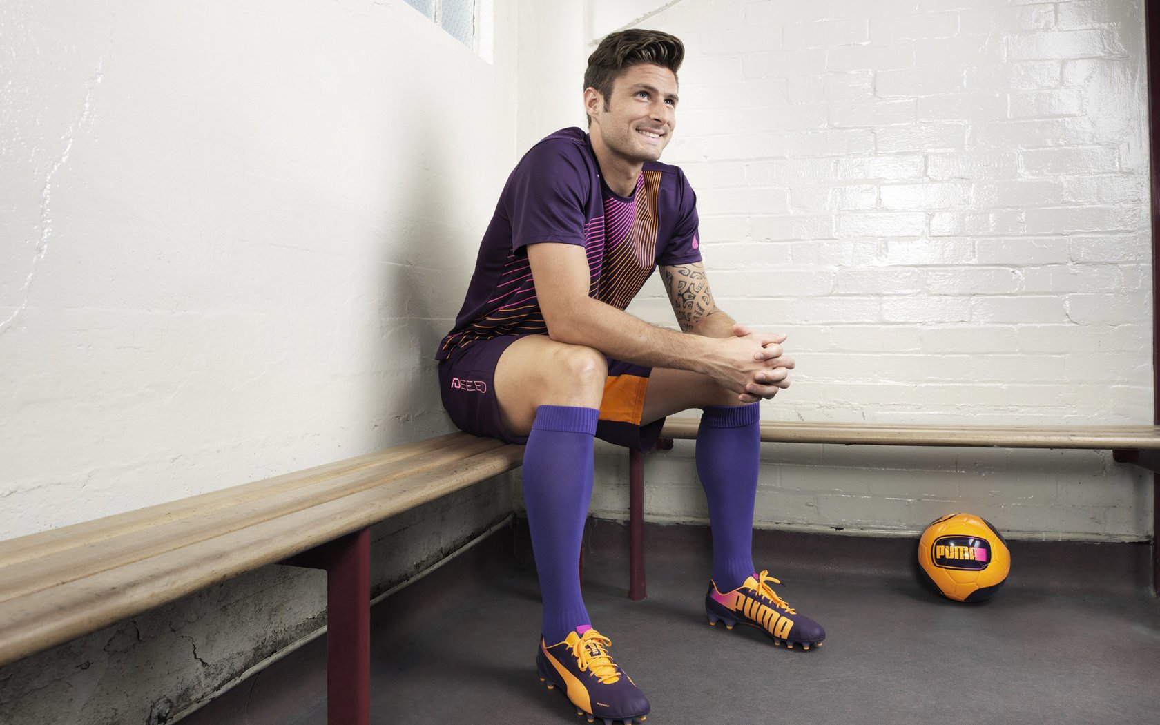 纳达尔关键破发点制胜 鏖战五盘挺进法网半决赛